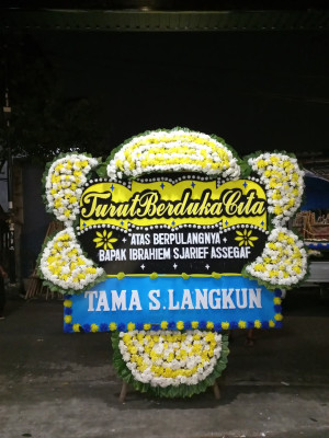 Papan Bunga Duka di Hulu Palik